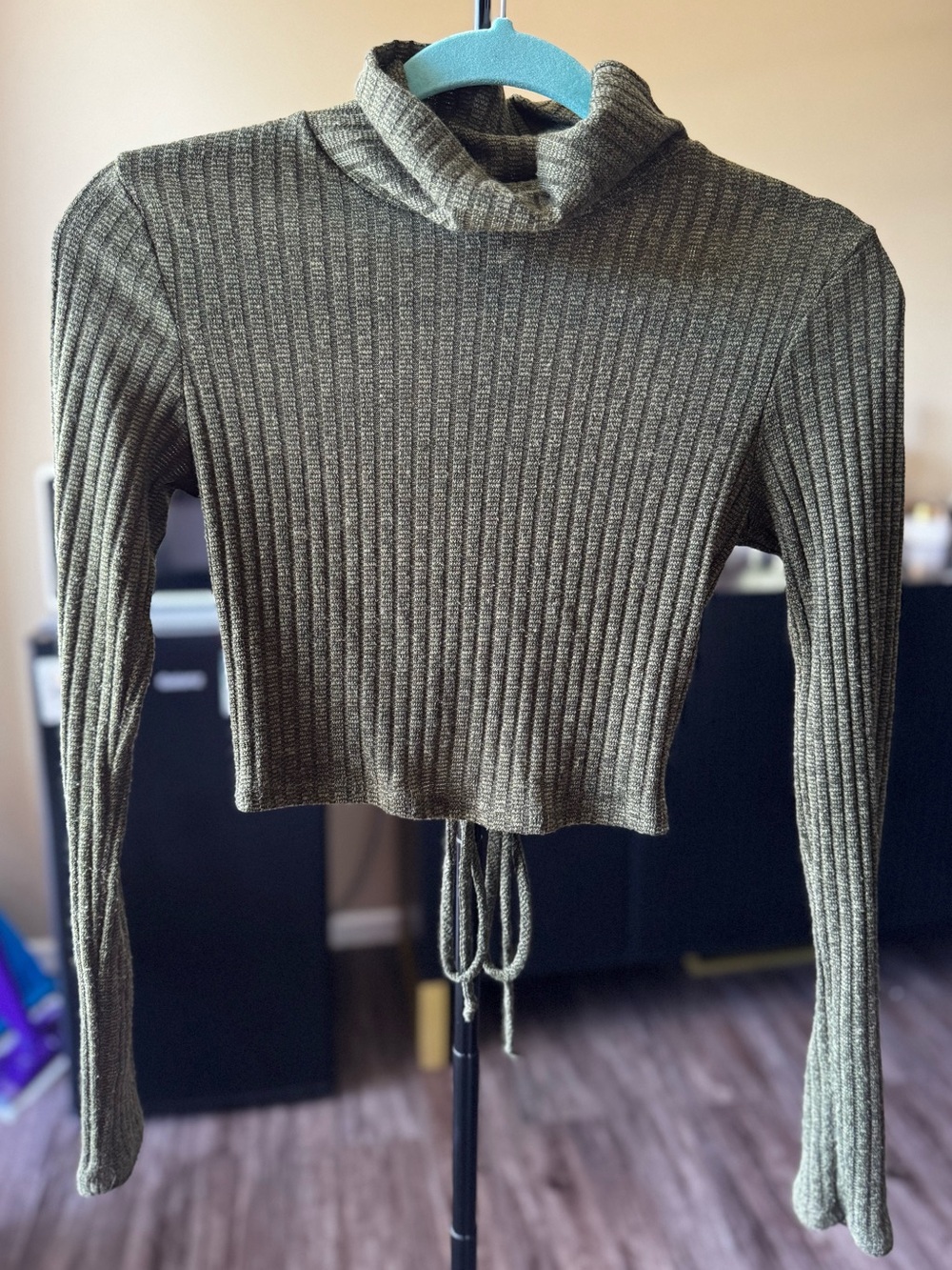 Fashion Nova Olive Green Ribbed Crop Turtleneck